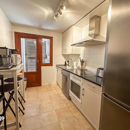 Pet001 - Modern 2 Bedroom Apartment Ayamonte